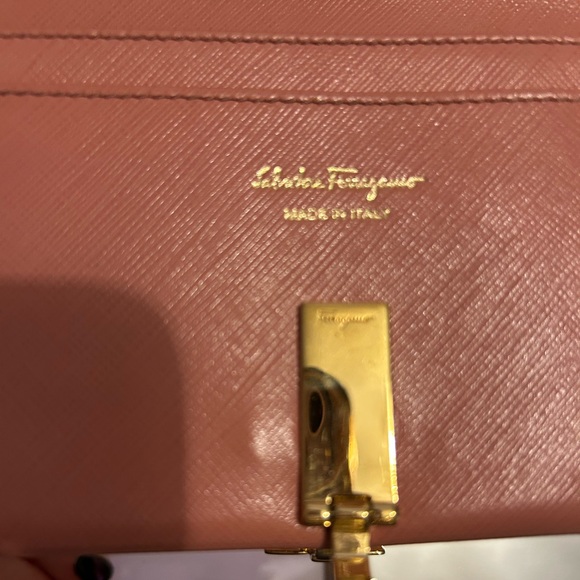 Salvatore Ferragamo Rose Leather Wallet - Picture 4 of 4